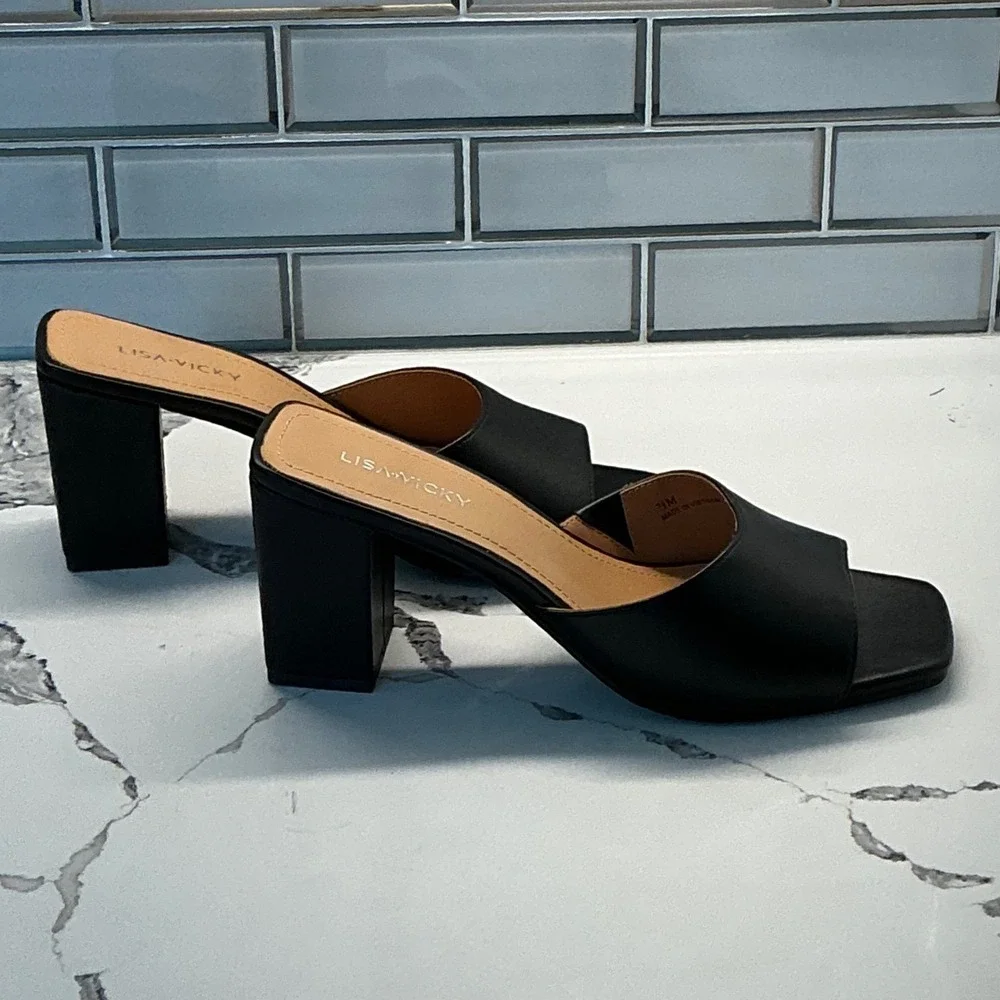 Lisa Vicky Vital-V Black Sheep Nappa Leather Square Toe Block Heel Sandals 7.5M‎